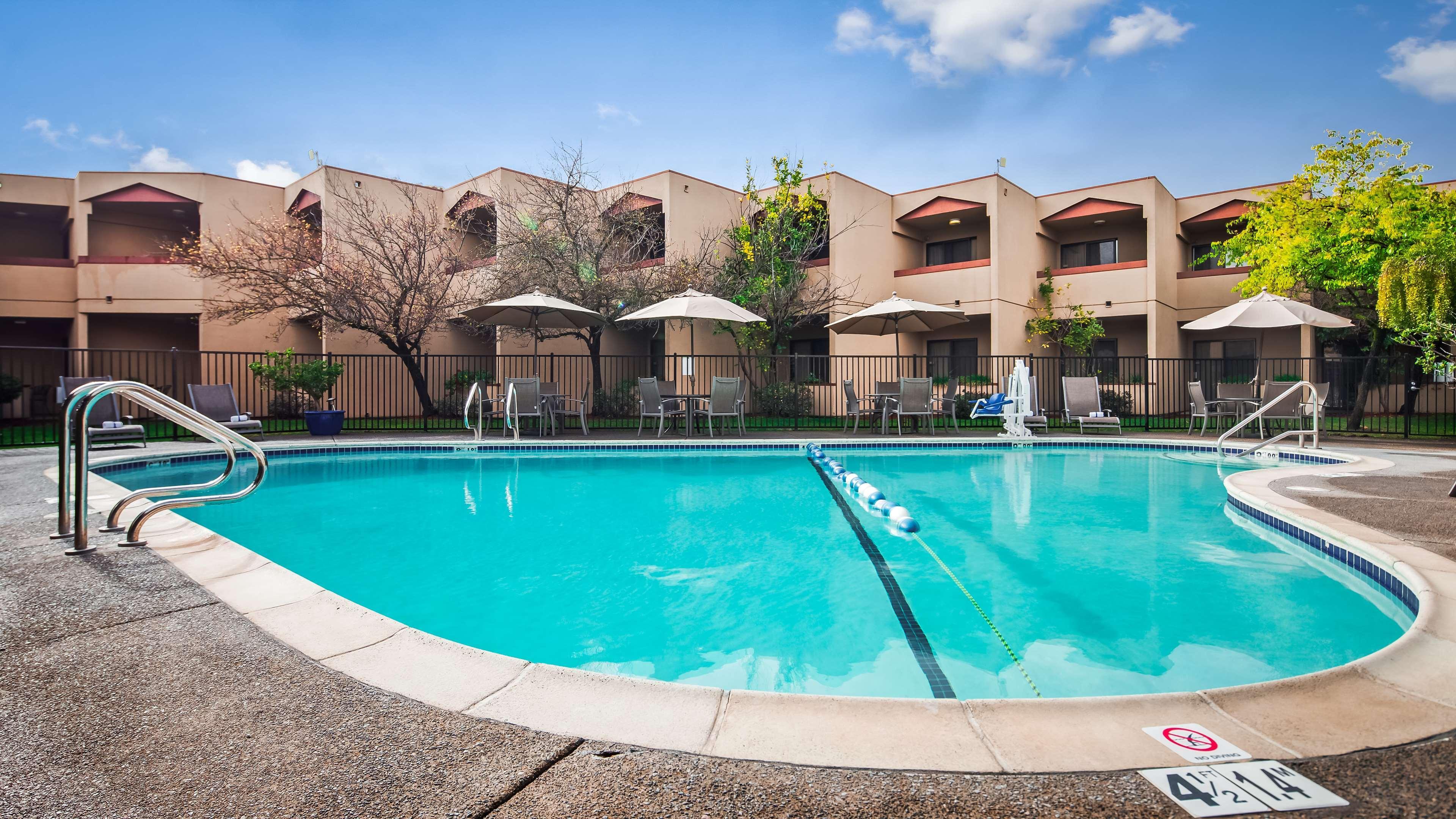 Best Western Plus Wine Country Inn & Suites Санта-Роза Экстерьер фото
