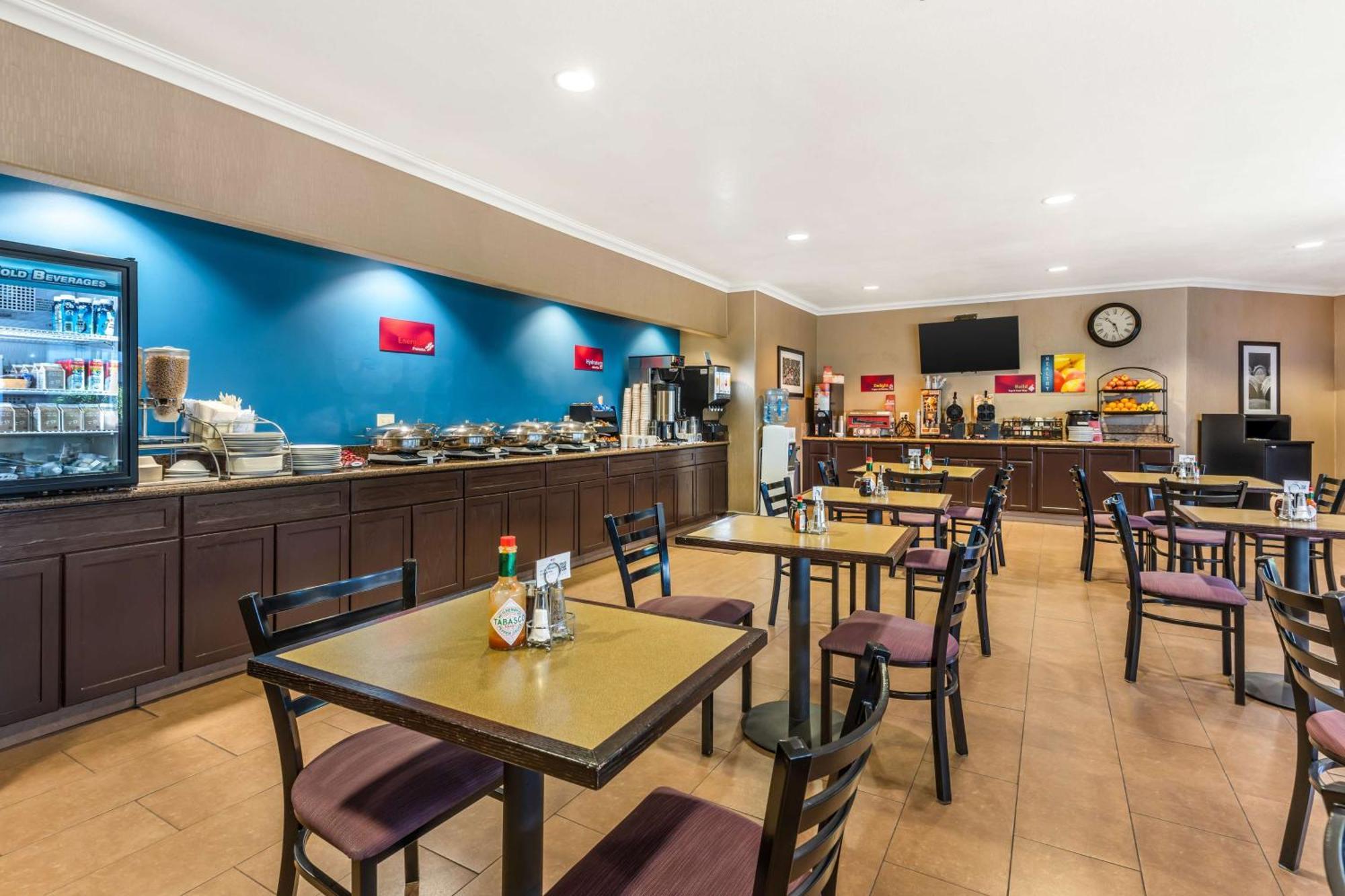 Best Western Plus Wine Country Inn & Suites Санта-Роза Экстерьер фото